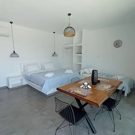Sea Melody Tinos 2 *